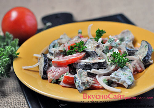 Легкий салат из баклажанов