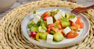 Греческий салат с тофу