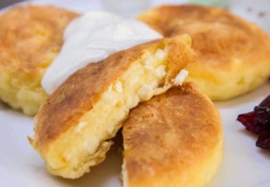 Воздушные сырники в духовке запеченные сырники со сметаной